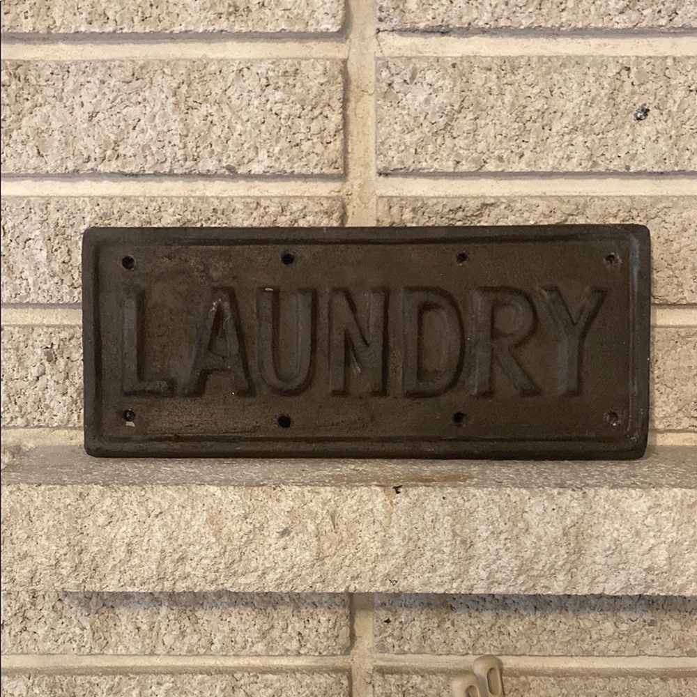 Rustic Metal Laundry Plaque